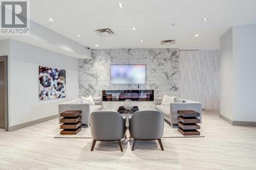 Th7 - 175 Pears Avenue, Toronto, ON - Indoor