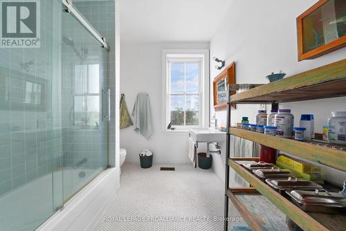 591 Christian Road, Prince Edward County (Bloomfield), ON - Indoor Photo Showing Bathroom