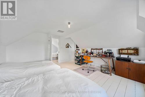 591 Christian Road, Prince Edward County (Bloomfield), ON - Indoor Photo Showing Bedroom