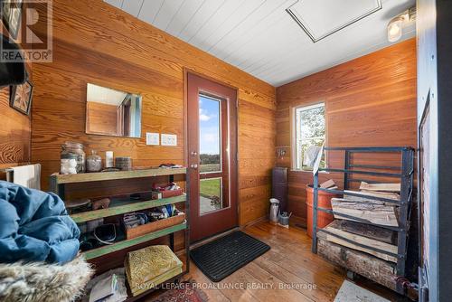 591 Christian Road, Prince Edward County (Bloomfield), ON - Indoor Photo Showing Other Room