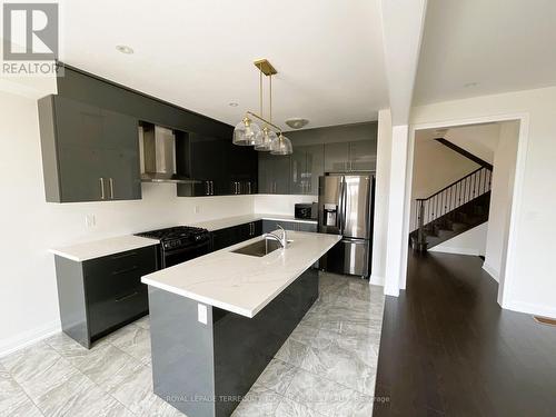 43 Auckland Drive, Whitby, ON - Indoor Photo Showing Kitchen