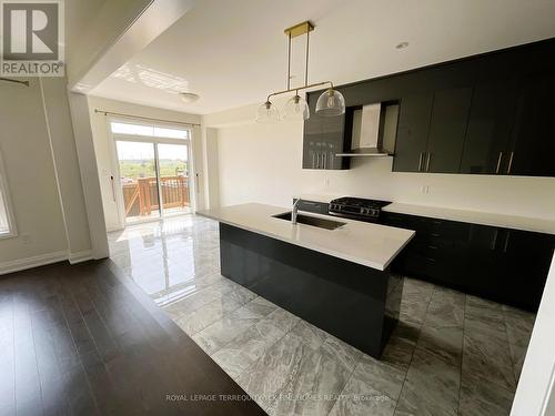 43 Auckland Drive, Whitby, ON - Indoor Photo Showing Kitchen