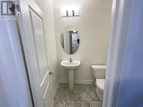 43 Auckland Drive, Whitby, ON - Indoor Photo Showing Bathroom