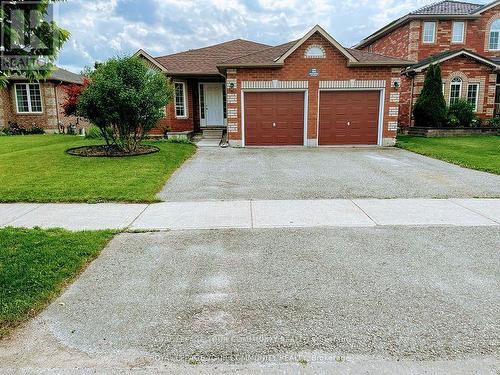 24 Sun King Crescent, Barrie, ON - Outdoor With Facade