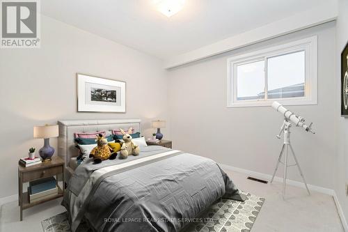 2136 Davebrook Road, Mississauga, ON - Indoor Photo Showing Bedroom