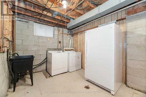 2136 Davebrook Road, Mississauga, ON - Indoor Photo Showing Laundry Room