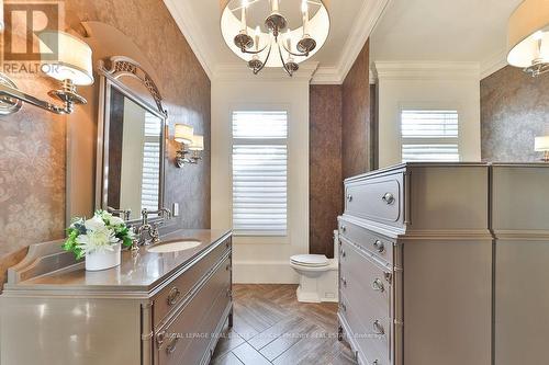 241 Roseland Crescent, Burlington, ON - Indoor Photo Showing Bathroom