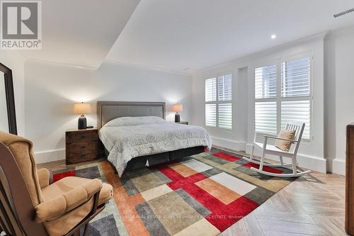 241 Roseland Crescent, Burlington, ON - Indoor Photo Showing Bedroom