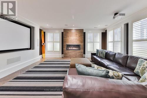 241 Roseland Crescent, Burlington, ON - Indoor Photo Showing Living Room With Fireplace