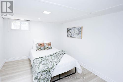 1681 Dale Street, London, ON - Indoor Photo Showing Bedroom