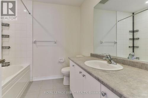 6 Mclaren Avenue, Brantford, ON - Indoor Photo Showing Bathroom