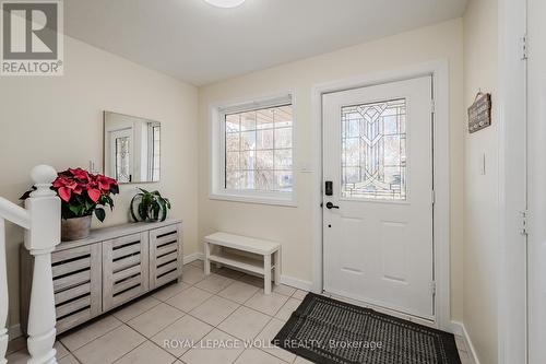 48 Alderson Drive, Cambridge, ON - Indoor Photo Showing Other Room