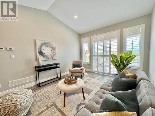 41 Virginia Crescent, Belleville, ON - Indoor Photo Showing Living Room