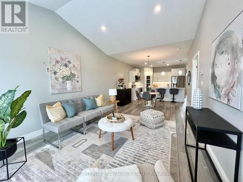 41 Virginia Crescent, Belleville, ON - Indoor Photo Showing Living Room