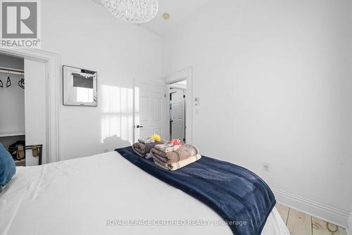 125 Picton Main Street, Prince Edward County, ON - Indoor Photo Showing Bedroom