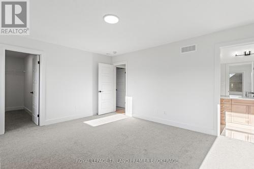 258 Hesselman Crescent, London, ON - Indoor Photo Showing Other Room