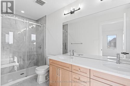 258 Hesselman Crescent, London, ON - Indoor Photo Showing Bathroom