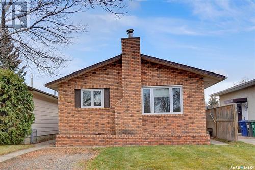 1614 Bradwell Avenue, Saskatoon, SK - Outdoor With Exterior