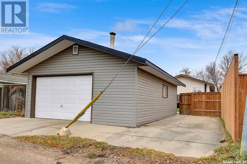 1614 Bradwell Avenue, Saskatoon, SK - Outdoor With Exterior