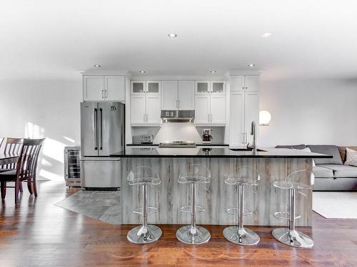 Intergenerational - 1160 Rue De Bougainville, Saint-Bruno-De-Montarville, QC - Indoor Photo Showing Kitchen With Upgraded Kitchen