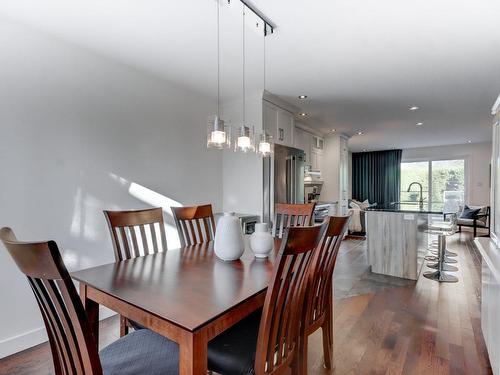 Intergenerational - 1160 Rue De Bougainville, Saint-Bruno-De-Montarville, QC - Indoor Photo Showing Dining Room