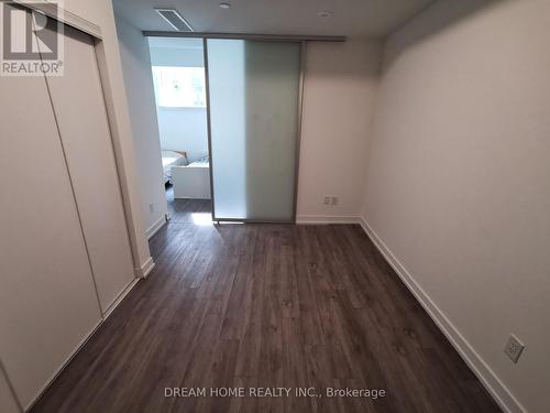 32 - 871 Sheppard Avenue W, Toronto, ON - Indoor Photo Showing Other Room