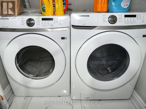 29 Junior Road, Brampton, ON - Indoor Photo Showing Laundry Room