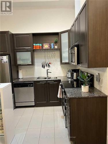 408 - 500 Sherbourne Street, Toronto, ON - Indoor Photo Showing Kitchen With Double Sink With Upgraded Kitchen