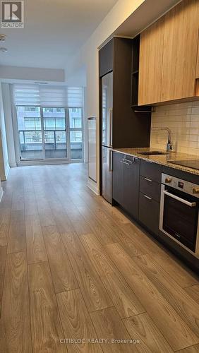 410 - 120 Parliament Street, Toronto, ON - Indoor Photo Showing Kitchen