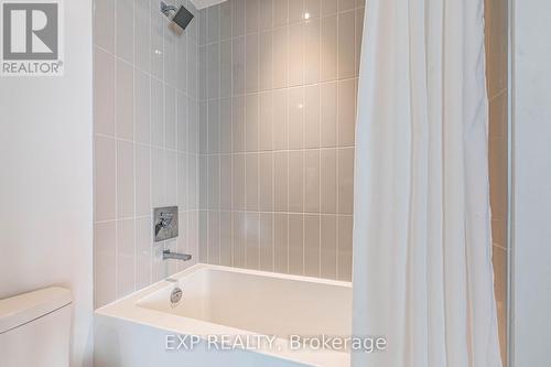 307 - 3883 Quartz Road, Mississauga, ON - Indoor Photo Showing Bathroom