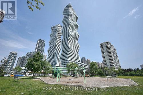 307 - 3883 Quartz Road, Mississauga, ON - Outdoor With Facade