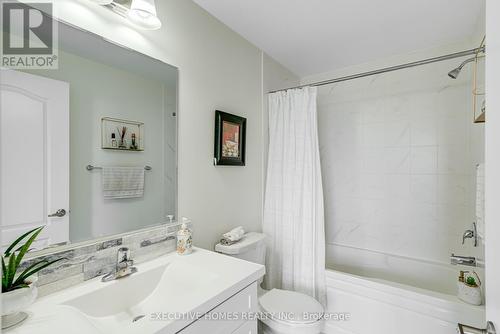 507 - 1148 Dragonfly Avenue, Pickering, ON - Indoor Photo Showing Bathroom