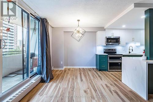 508 - 101 Prudential Drive, Toronto, ON - Indoor Photo Showing Kitchen