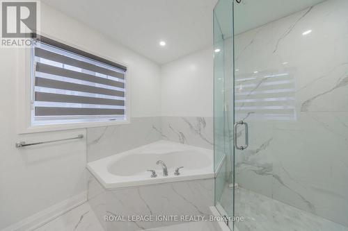 59 Prince Charles Way, Markham, ON - Indoor Photo Showing Bathroom