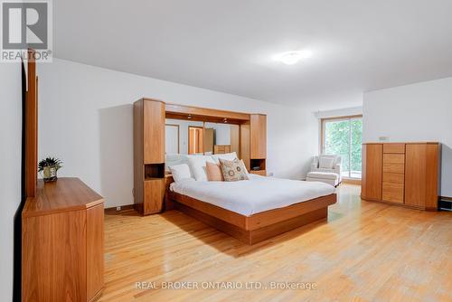 18 Burnt Log Crescent, Toronto, ON - Indoor Photo Showing Bedroom