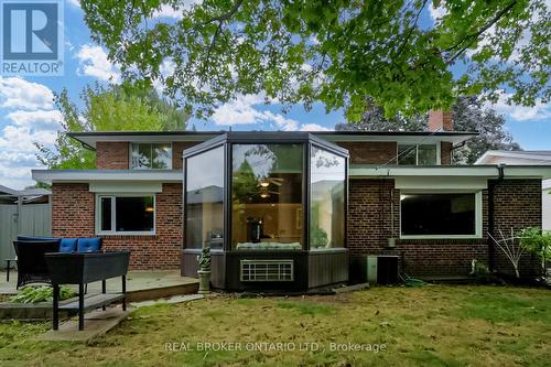 18 Burnt Log Crescent, Toronto, ON - Outdoor