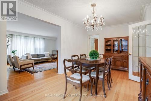 18 Burnt Log Crescent, Toronto, ON - Indoor Photo Showing Dining Room