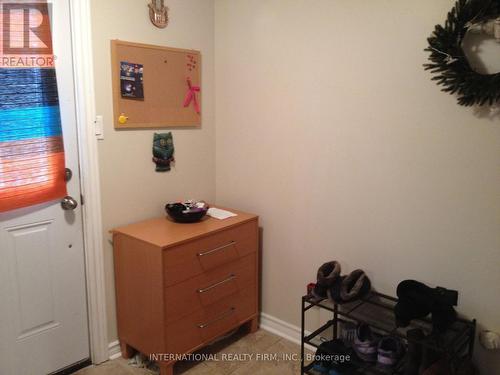 216 Bogert Avenue, Toronto, ON - Indoor Photo Showing Other Room