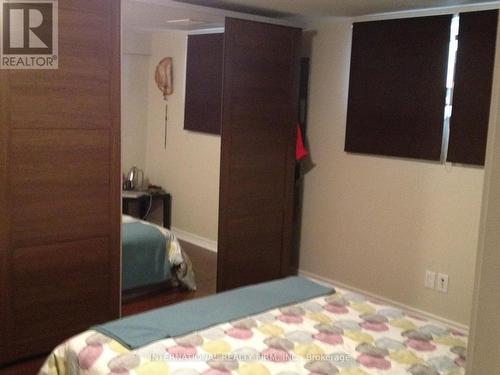 216 Bogert Avenue, Toronto, ON - Indoor Photo Showing Bedroom