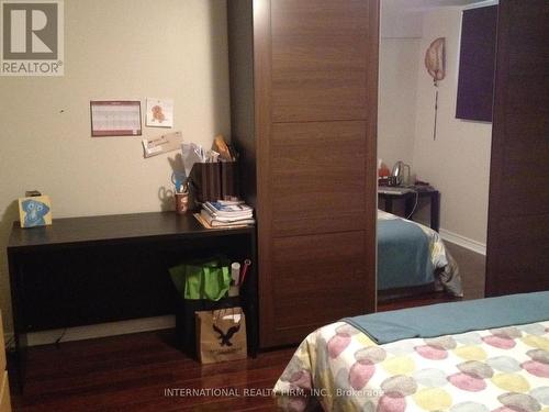 216 Bogert Avenue, Toronto, ON - Indoor Photo Showing Bedroom