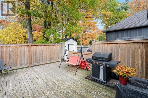 33 Frank Street, Wasaga Beach, ON - Outdoor With Deck Patio Veranda With Exterior