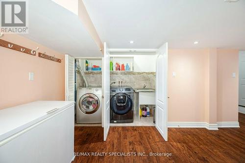 36 Dunvegan Crescent, Brampton, ON - Indoor Photo Showing Laundry Room