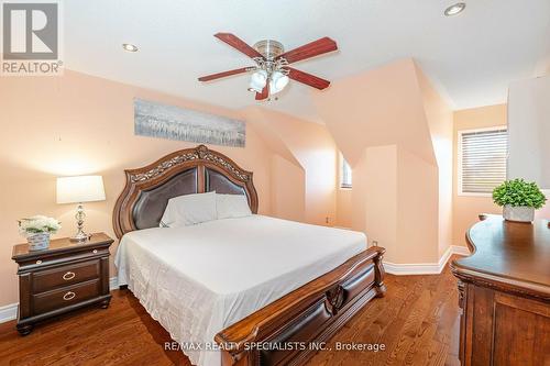 36 Dunvegan Crescent, Brampton, ON - Indoor Photo Showing Bedroom