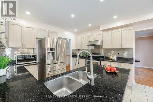 36 Dunvegan Crescent, Brampton, ON - Indoor Photo Showing Kitchen With Stainless Steel Kitchen With Double Sink