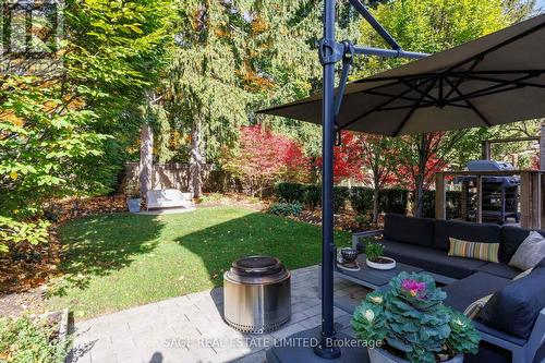 22 Queen Anne Road, Toronto, ON - Outdoor