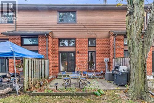 32 - 4156 Fieldgate Drive, Mississauga, ON - Outdoor With Exterior