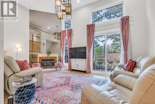 32 - 4156 Fieldgate Drive, Mississauga, ON - Indoor Photo Showing Living Room With Fireplace