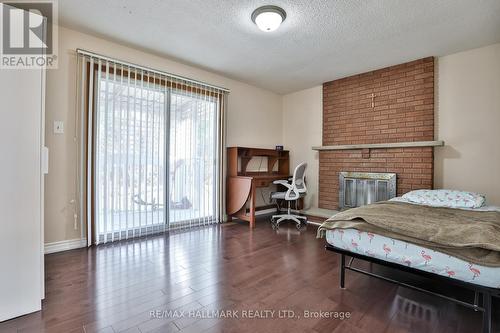 9 Circuit Court, Toronto, ON - Indoor Photo Showing Bedroom