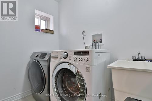 9 Circuit Court, Toronto, ON - Indoor Photo Showing Laundry Room