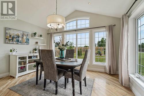 12431 Dublin Line, Halton Hills, ON - Indoor Photo Showing Dining Room